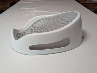 Baby bathtub seat