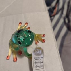 Glass Figurine Frog 