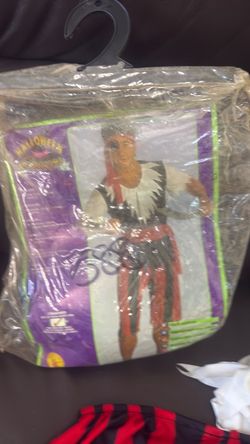 Costume