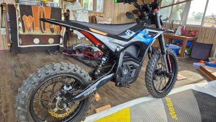 2026 Striker shadow sx Throne