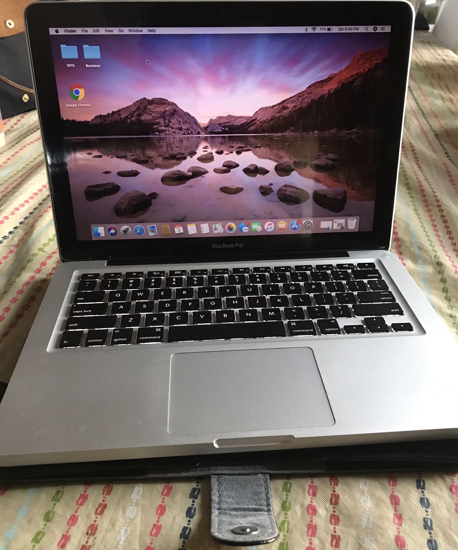 MacBook Pro 13in. Late 2011 4GB RAM 500GB SSD