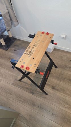 Black & Decker foldable workbench