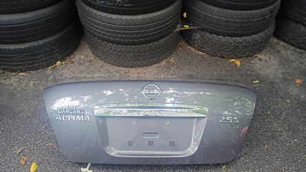 2010-2012 Nissan Altima Trunk Lid