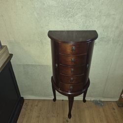 Unique 3 Legged Jewelry Armorie, 35in Tall, In Excellent Condition.