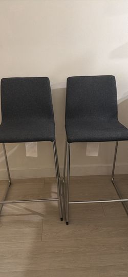 Set of 2 IKEA bar stool - dark grey- good excellent