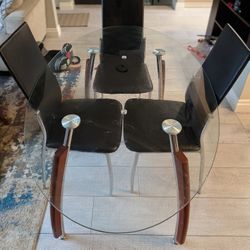 Oval Dining Table From Mor Furniture 