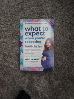Book What To Expect When You Are Pregnant