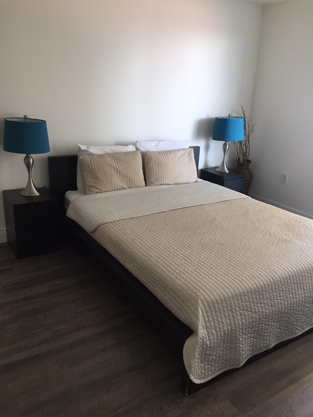 Queen size bed ikea, malm with mattress and nightstands