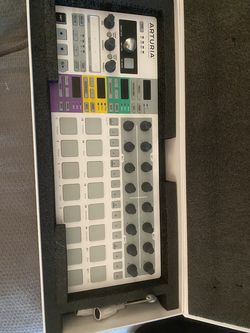 Clearing out Music Equipment Beatstep Pro / Behringer Rd-78 (drum Machine)