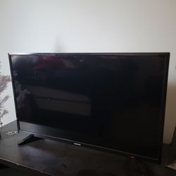 Insignia 32” LED TV (Toshiba logo on front)