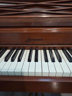 Baldwin Acrosonic Console Piano with Matching Bench – Excellent Tone – Made in USA