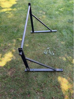 Rogue wall mount pull up bar.