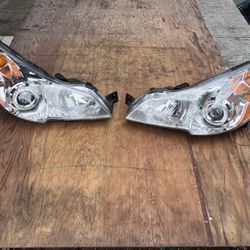 2012 Subaru Outback Right And Left Headlights