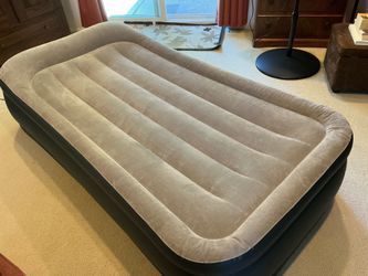 Twin-sized Air Mattress, Intex