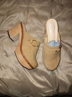 New Super Cute Clogs!