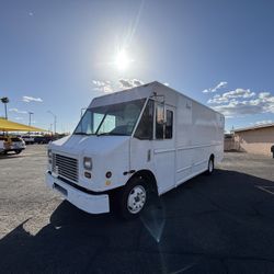 2009 FREIGHTLIN CHASSIS