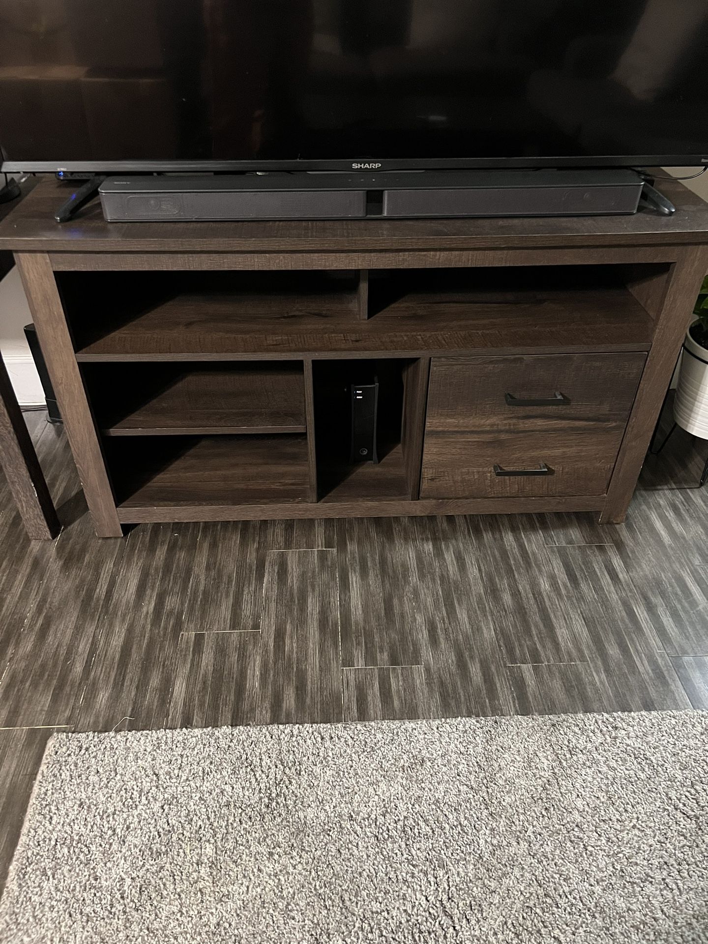 TV Stand 