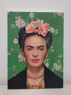Frida Kahlo 12"×8" Book EUC