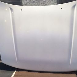 Toyota 4 Runner Hood