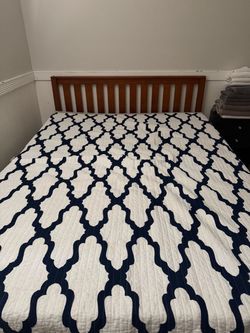 Queen Motorized Adjustable Bed