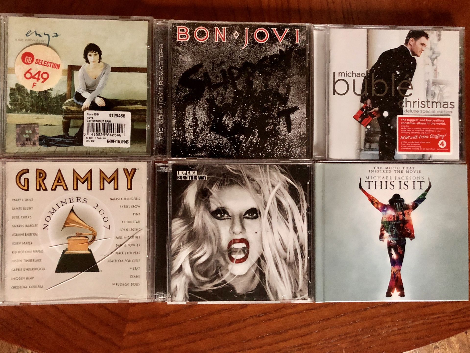 All 6 cds - Lady Gaga, Michael Jackson, Bon Jovi, Michael Bible, Enya and Grammy