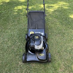 Yardmachines 6.25 190cc Self Propelled Lawn Mower 