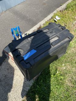RV Battery Box
