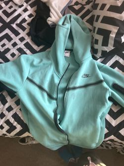 Nike Tech