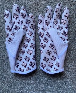 College gloves