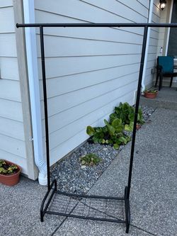 Black Metal Clothing Rack with Bottom Shelf