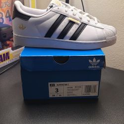 Adidas Superstar