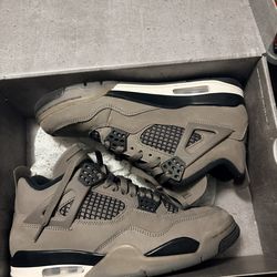 Jordan 4 cave stone sz 8 men