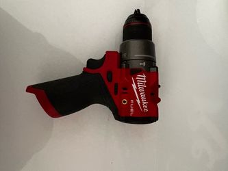 Milwaukee M12 hammer drill gun
