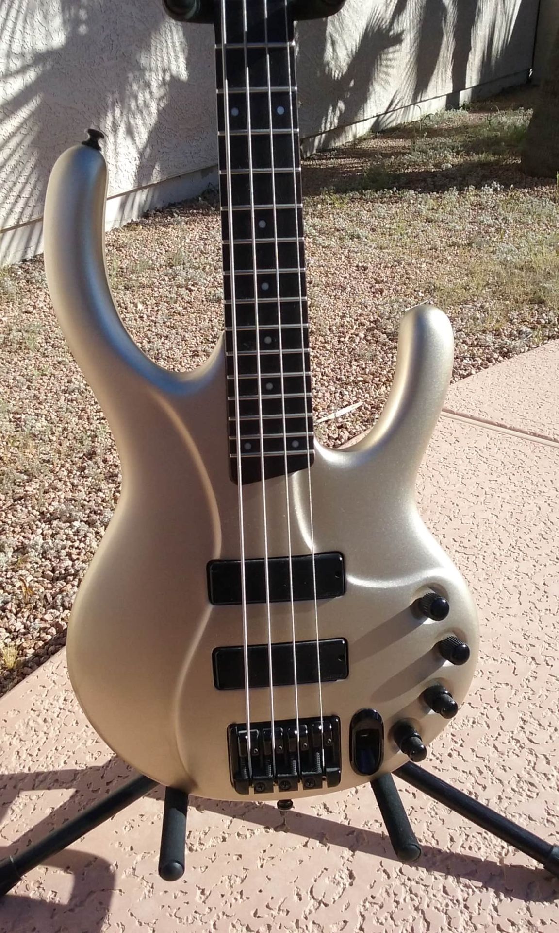 Ibanez 4 string ergodyne edc 700 bass guitar for Sale in Albuquerque NM OfferUp
