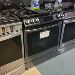 Brand New Samsung Gas Range Slide In‼️ 5 Burners With Airfry