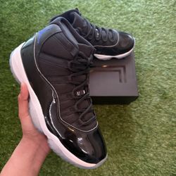 JORDAN 11 ‘SPACE JAM’