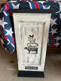 Farmhouse  Farm Animals Wall Shelf 