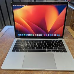 MacBook Pro 13" 2017 Touchbar i5 8gb 256gb SSD

