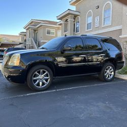 2009 Gmc Denali SUV 