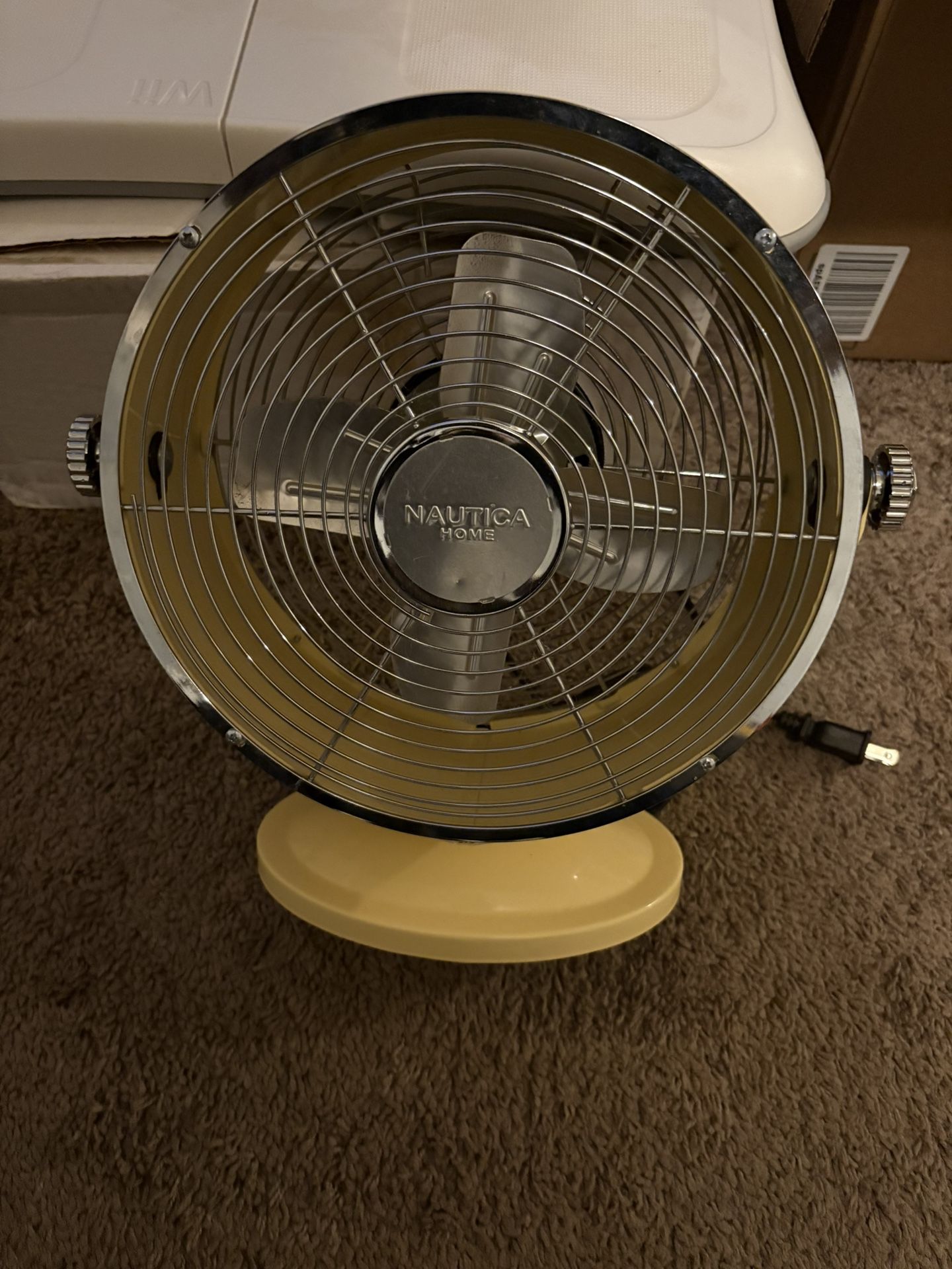 Nautica 2 Speed Retro Table Top Fan