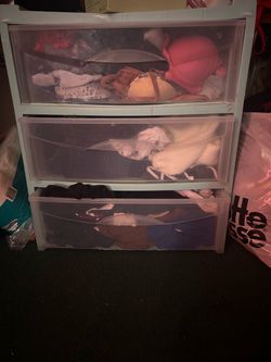 Plastic shelf