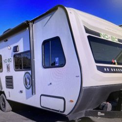 2020 NO BOUNDARIES 19.1  Toy Hauler 