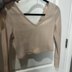 Cropped Beige Long-sleeve Shirt 