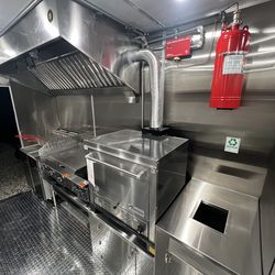 Food trailer