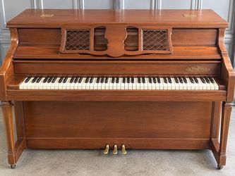 Vintage Wurlitzer Piano
