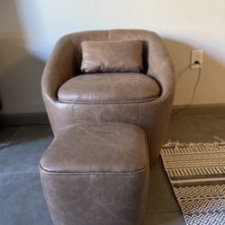 Brown Wayfair Chair With Ottoman