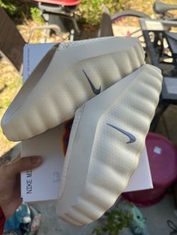 Nike mind Bone