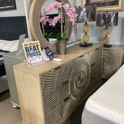 Dresser, Mirror, Nightstand 😍 $1,999! 