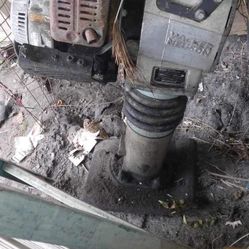 2 Jack Hammers 1 Concrete Saw
