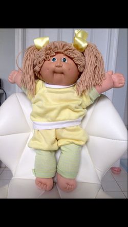 BIG LOT OF VINTAGE CABBAGE PATCH KID DOLLS ABOUT 55 DOLLS FOR SALE